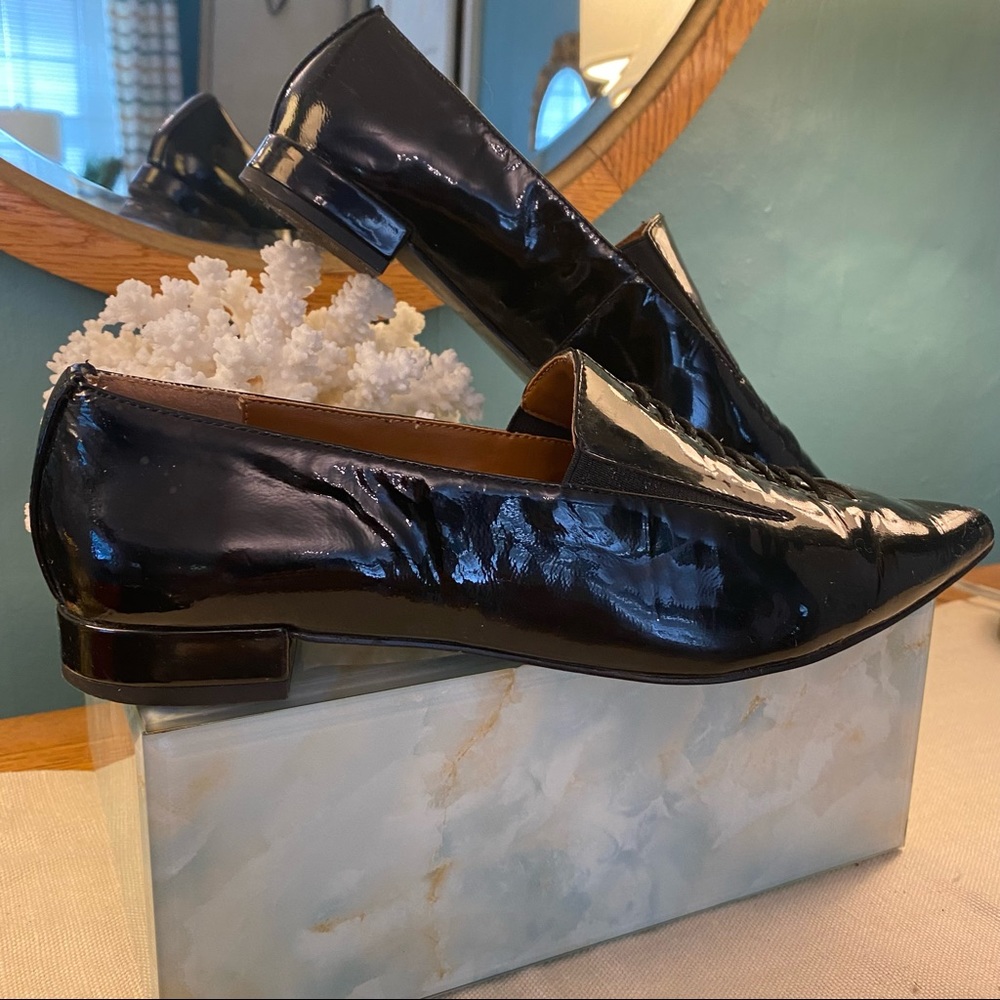 H by HALSTON “Ronda” Pointy Toe Patent Leather Flats